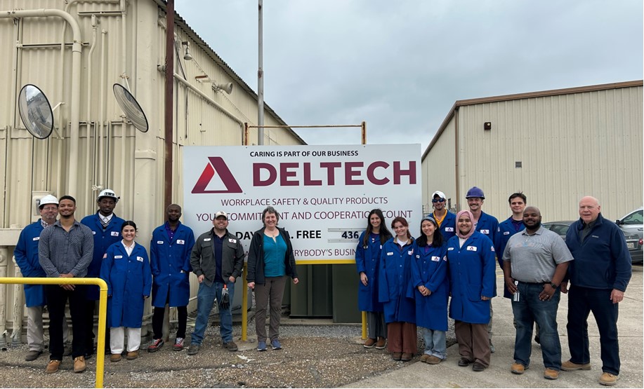 team picture from deltech