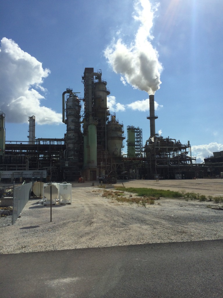 Industrial Catalysis class visiting Marathon Garyville Refinery, 2017