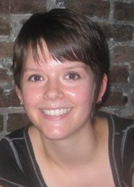 Headshot of Lauren Chauvin smiling