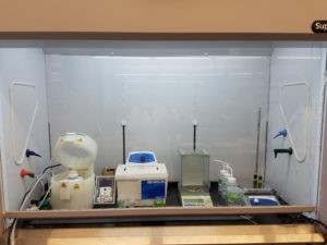 Fume hood with spincoater, balance, sonicator, and hot plate