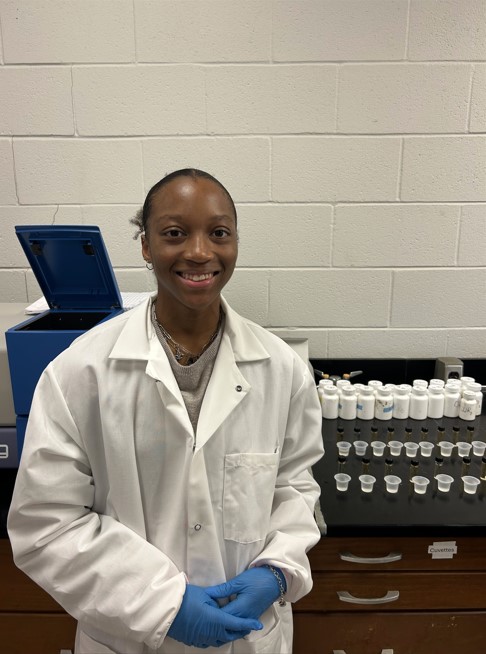 maddie in the lab