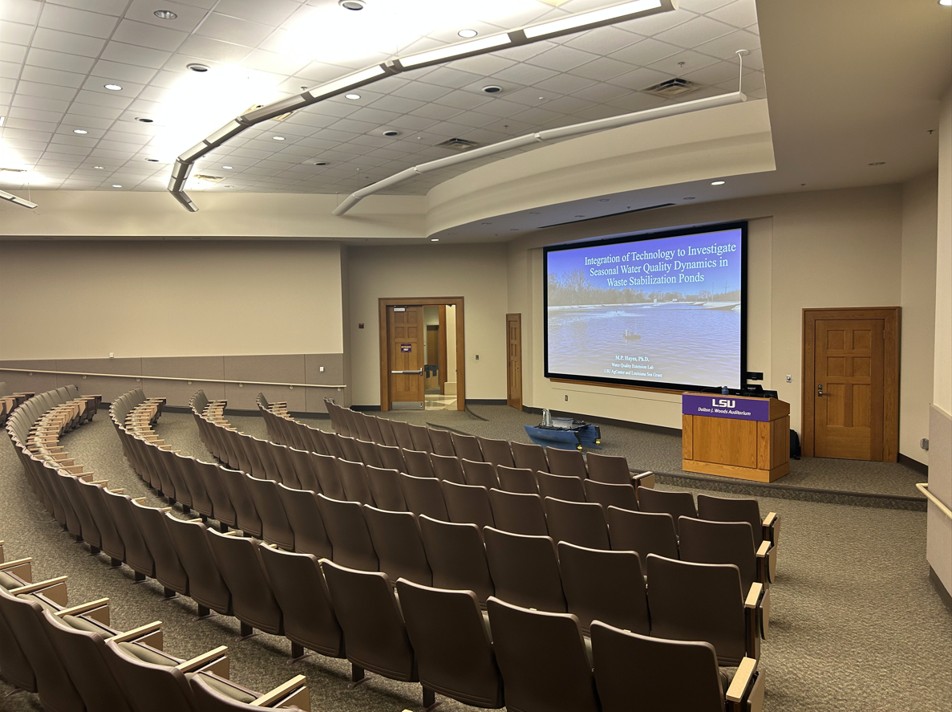 empty class room with blueboat