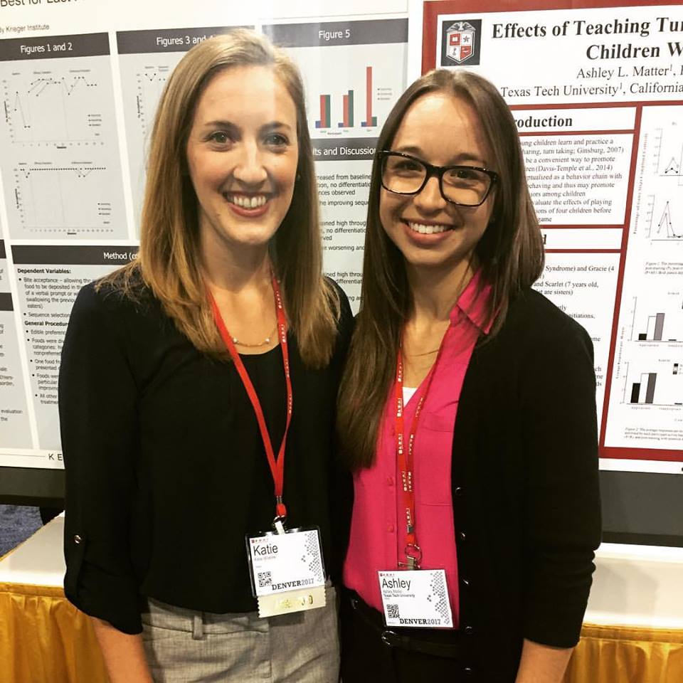 Katie and Ashley at ABAI poster session