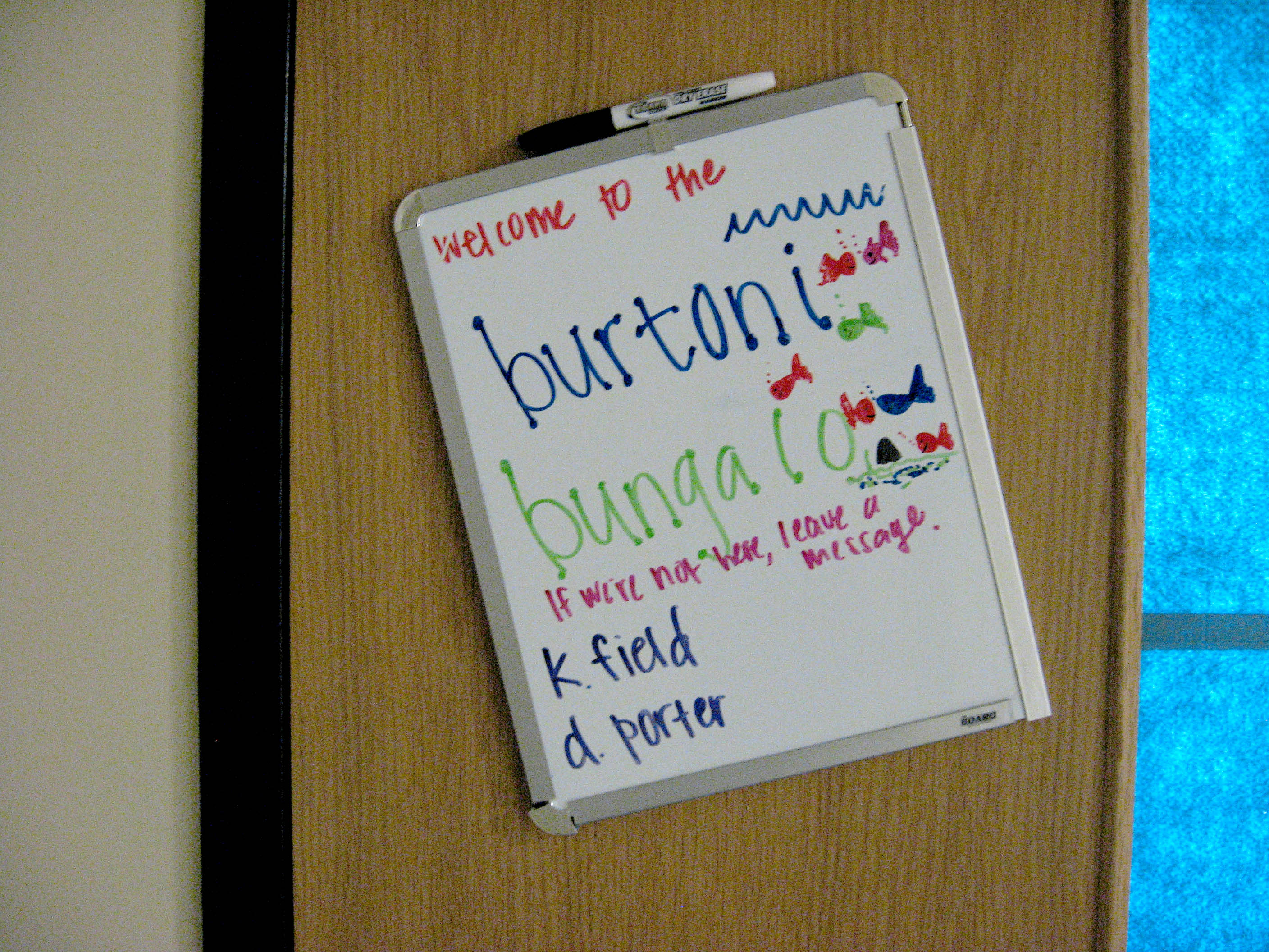 burtoni bungalo sign on the lab door