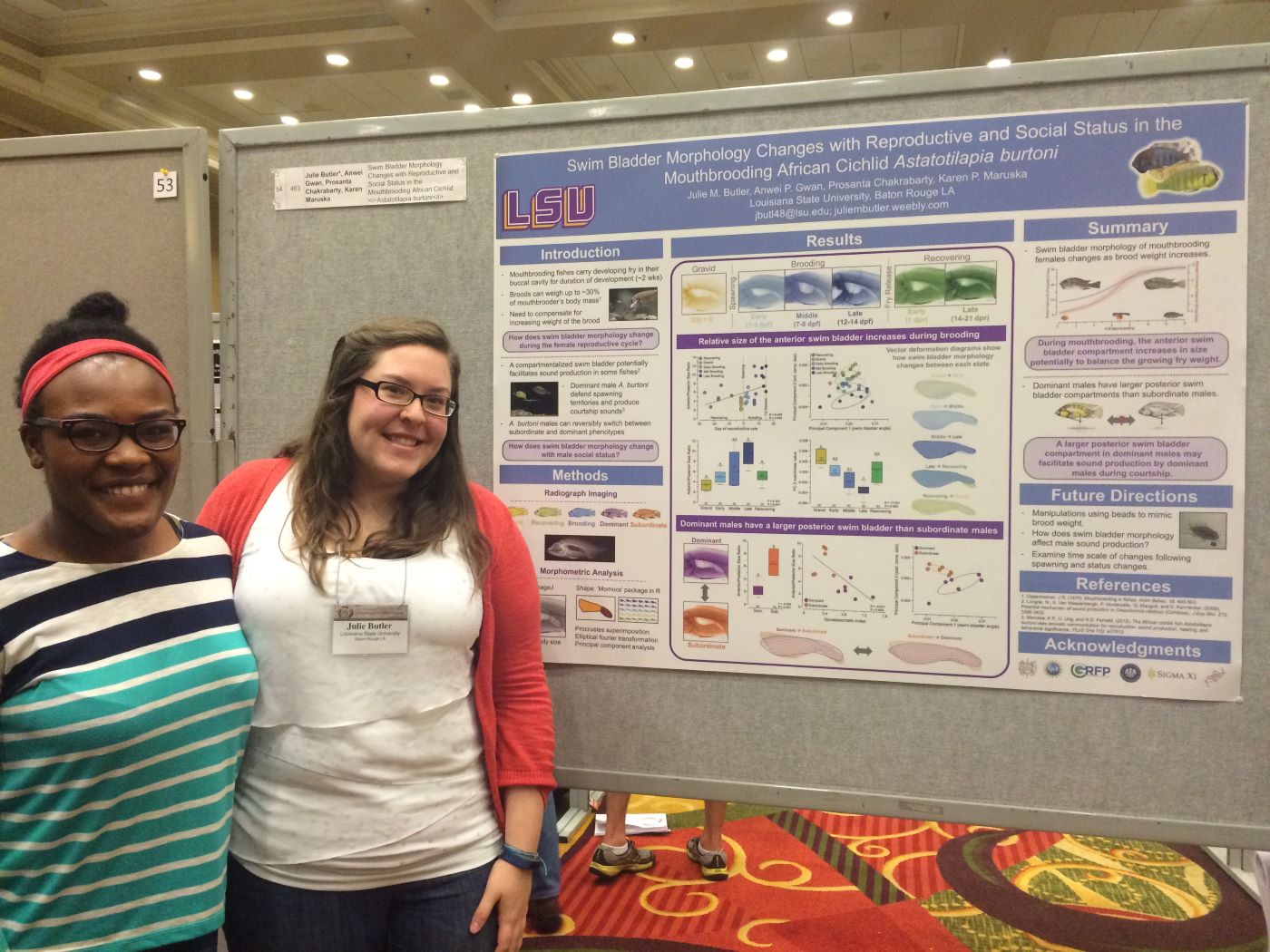 Julie and Polly present their poster on changes in swim bladder morphology at the Joint Meeting of Ichthyologists and Herpetologists (JMIH) in New Orleans
