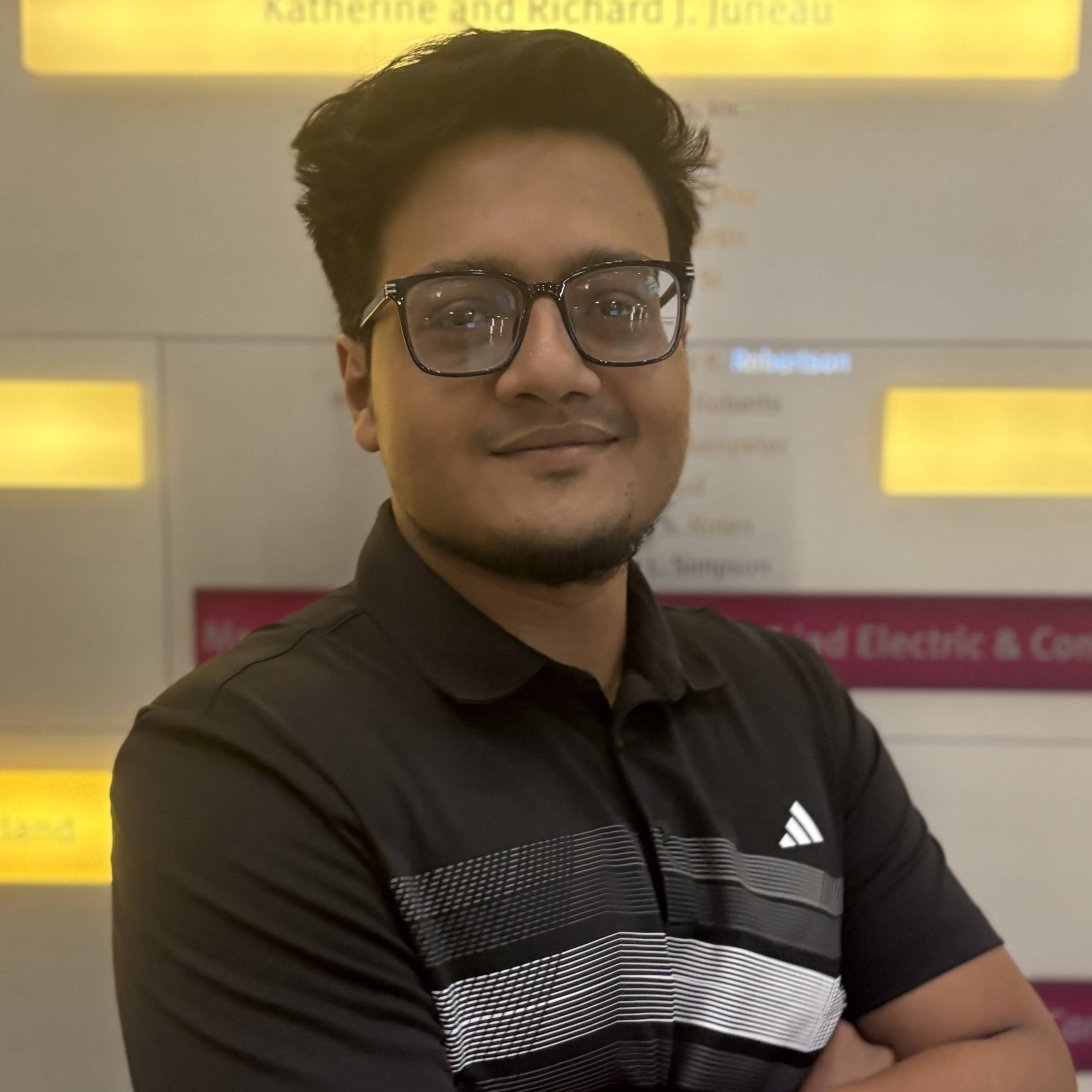 Photo of lab member Aranya.
