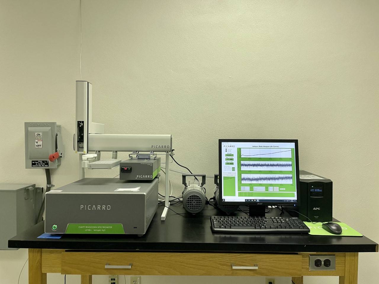 Picarro L2130-i Isotopic Water Analyzer on a benchtop in the PAST Lab